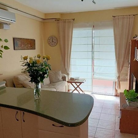 Apartamento En La Mejor Zona De Santa Cruz Apartment Bagian luar foto