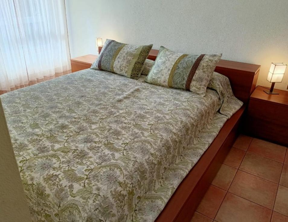 Apartamento En La Mejor Zona De Santa Cruz Apartment Bagian luar foto